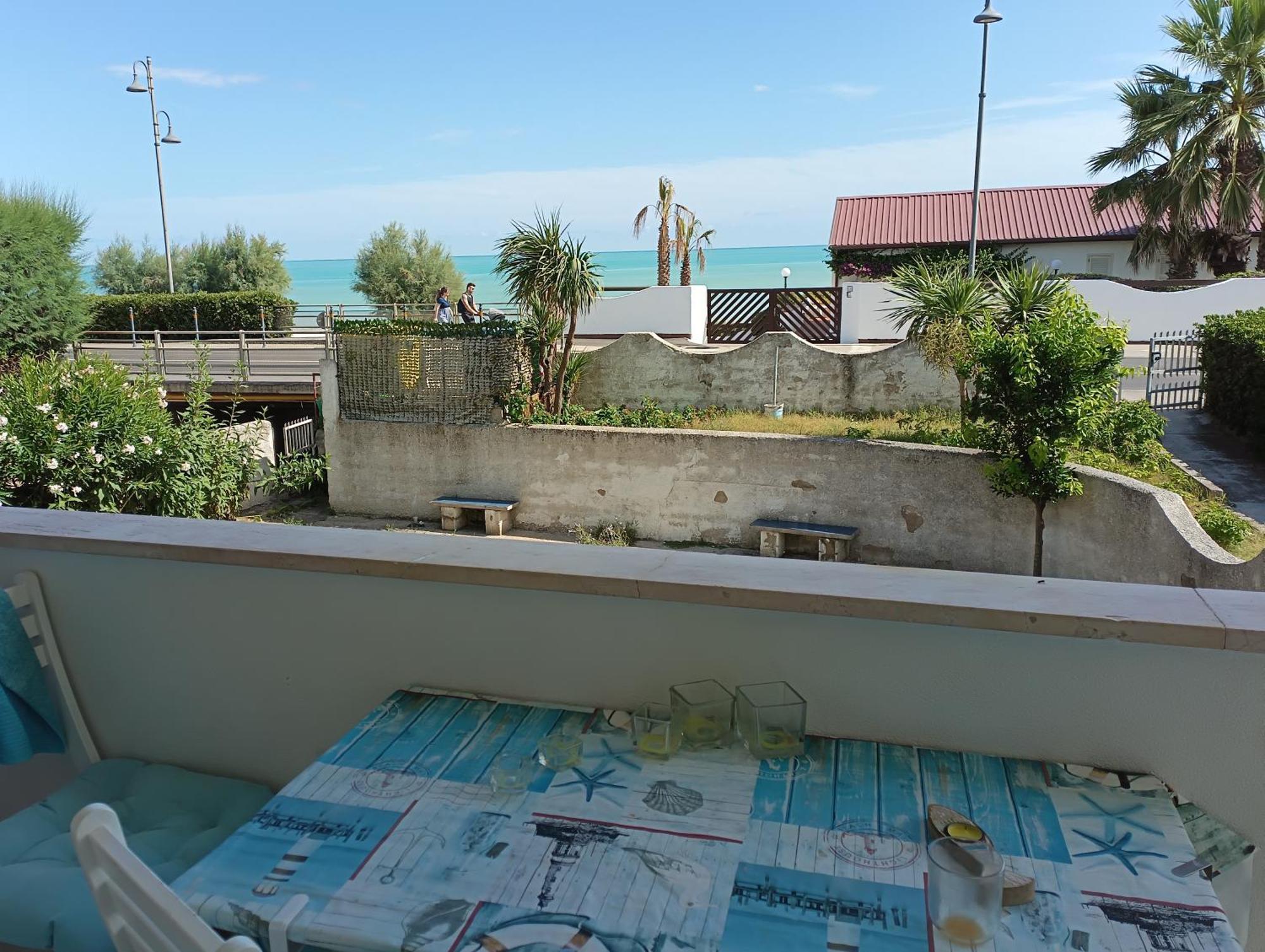Casa A 20 Metri Dal Mare! Lejlighed Fossacesia Eksteriør billede
